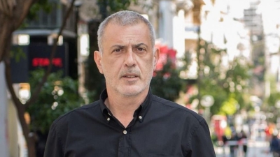 Μώραλης: «Θα στηθούν γιγαντοοθόνες στον Πειραιά για τον τελικό του Conference League»