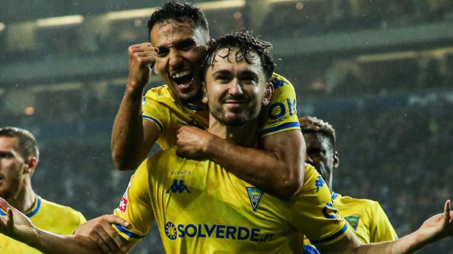 Εστορίλ - Πόρτο 3-1: «Δράκοι» ανεπίδεκτοι μαθήσεως και εκτός Λιγκ Καπ! (video)