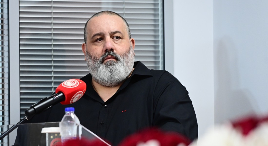 Καραπαπάς: «Ενέδρα στον Μπακαμπού για να τον πείσουν να υπογράψει στην ΑΕΚ»