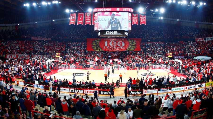 Μαγικές εικόνες στο ΣΕΦ για τα 100 χρόνια του Ολυμπιακού! (video)