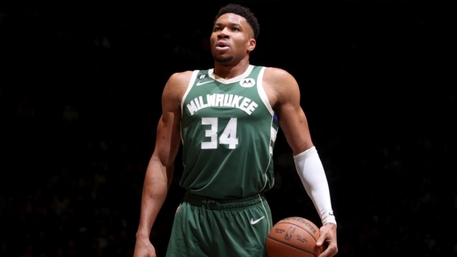 Giannis: «Σκέφτηκα να παρατήσω το μπάσκετ!»