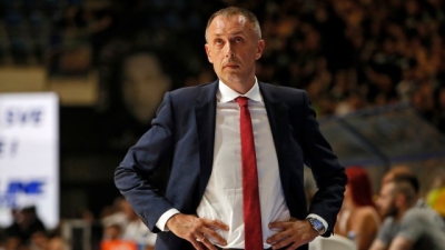 Επιστρέφει ο Μίλαν Τόμιτς στον Ερυθρό Αστέρα