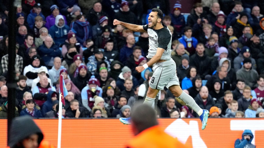 Conference League: Σκόραρε αλλά δεν χαμογέλασε ο Παυλίδης - Μεγάλες νίκες για Βίλα και Λουντογκόρετς! (video)