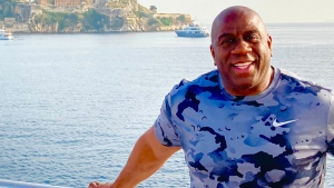 Τηλεφώνημα – έκπληξη από τον Κυριάκο Μητσοτάκη στον Μάτζικ Τζόνσον!