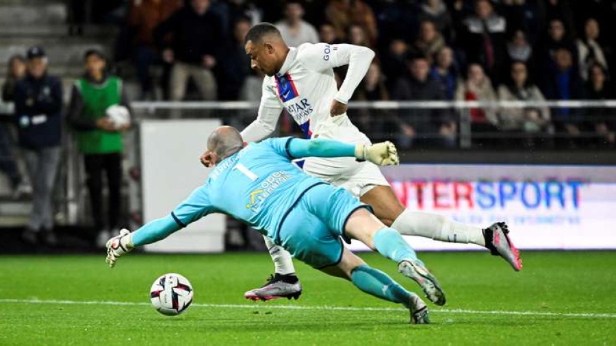 Ανζέ - Παρί Σεν Ζερμέν 1-2: Μέσι «σέρβιρε», Εμπαπέ σκόραρε (video)