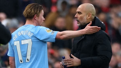 Βγαίνεις αλλαγή, ζητάς εξηγήσεις από τον Γκουαρδιόλα και… στις δίνει; Ναι, αν λέγεσαι Κέβιν Ντε Μπρόινε! (video)