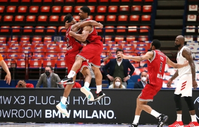 Οι Ιταλοί «ξανάρχονται»: Από την πτώχευση της Σιένα, στην «αναγέννηση» της Αρμάνι