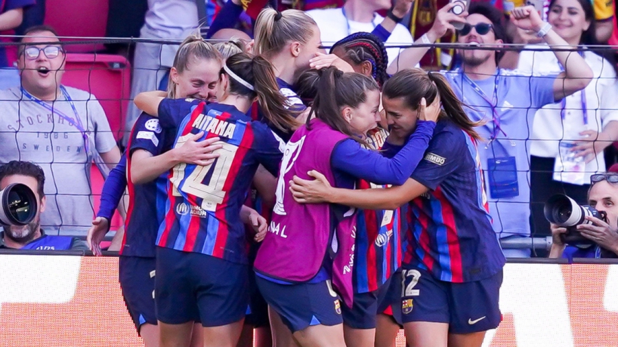 Champions League Women: Ρεκόρ θεατών στην Ολλανδία για ποδοσφαιρικό παιχνίδι γυναικών!