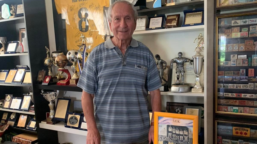 Νέα δωρεά Καραφέσκου στο μουσείο της ΑΕΚ