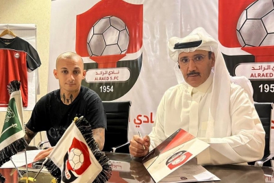 Στην Αλ Ραέντ ο πρώην «ασπρόμαυρος» Μιτρίτσα!