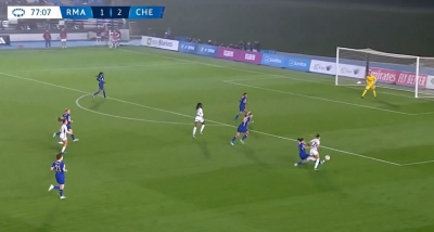 Συμβαίνει παντού: Απίθανο λάθος στο Ρεάλ Μαδρίτης – Τσέλσι, πέναλτι… εκτός περιοχής! (video)