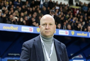 Νίκολιτς για τη νίκη της ΑΕΚ στο Αγρίνιο: «Όχι πολλά λόγια και σκληρή δουλειά»