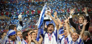 Euro 2004: Το έζησα όπως έπρεπε, στους δρόμους…