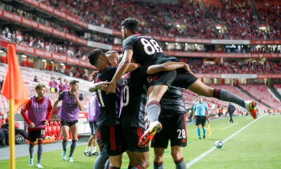 Διπλασίασε τα γκολ της η Μπενφίκα πριν από το ημίχρονο! (video)