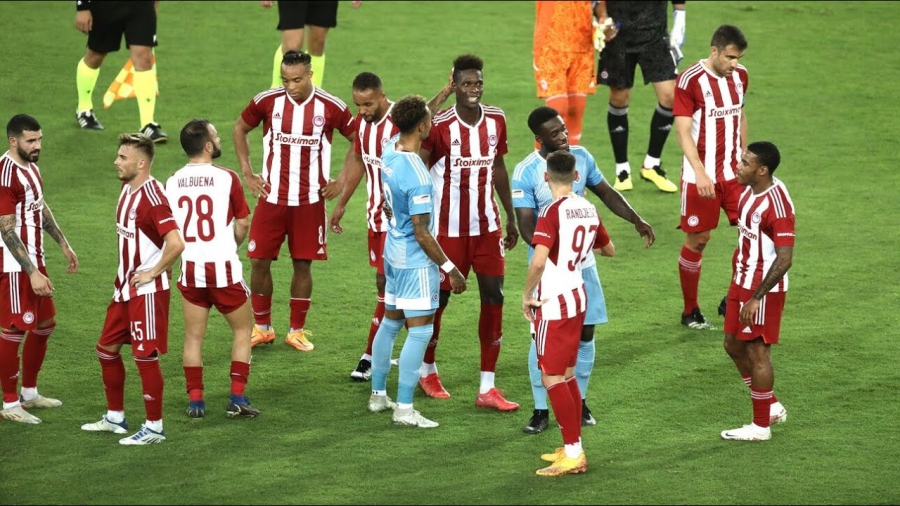 Ολυμπιακός: «Όλη η συγκέντρωση για την Σλόβαν»