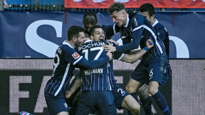 Παίρνει εκδίκηση η Μπόχουμ για την «επτάρα» του πρώτου γύρου – Διασύρει με 4-1 την Μπάγερν στο ημίχρονο! (video)