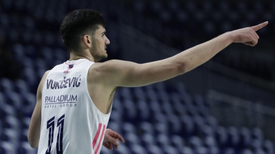 Θετικός στον κορωνοϊό ο Βούκτσεβιτς