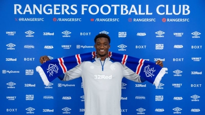 Ενίσχυση για Ρέιντζερς με τον στόπερ Εμάνουελ Φερνάντεζ