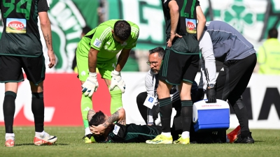 «Ζημιά» στον Παναθηναϊκό με Μπερνάρ – Αναγκαστική αλλαγή στο 22’