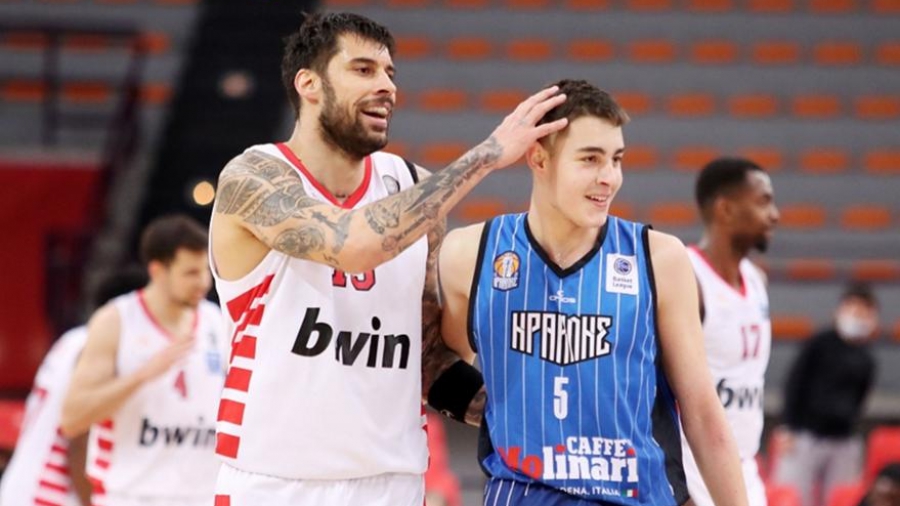 Ηρακλής: Η... ποικιλία στις φανέλες του αγώνα με τον Ολυμπιακό έφερε πρόστιμο από τον ΕΣΑΚΕ!