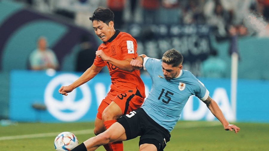 Απίστευτο πάθος από τον Βαλβέρδε με πανηγυρισμούς για ένα… τάκλιν!