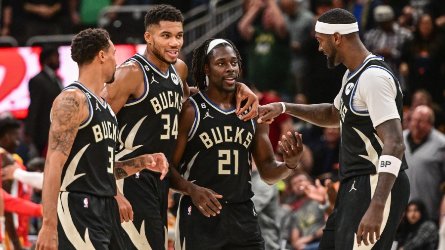 NBA: Αήττητοι Αντετοκούνμπο και Μιλγουόκι Μπακς, προκαλούν... τρόμο (video)