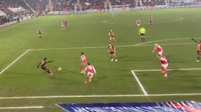 Όταν η EFL κάνει εξαιρέσεις: Το γκολ του Φίλοτζιν… έπρεπε να μετρήσει σε αυτόν και έγινε πράξη! (video)