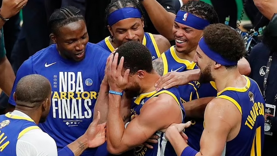 Η γεμάτη νόημα ανάρτηση του Στεφ Κάρι!