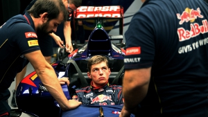 Η μέρα που ο Φερστάπεν έγραψε ιστορία στη Formula 1 χωρίς δίπλωμα οδήγησης!