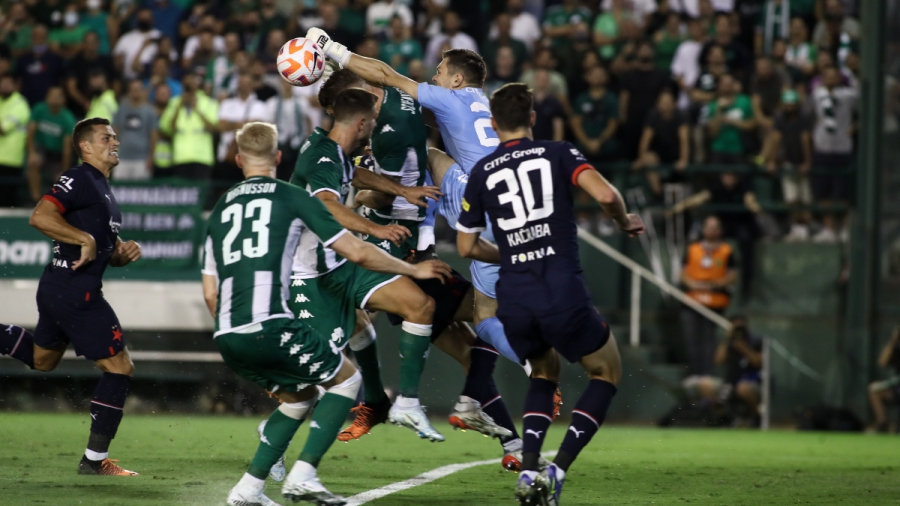 Παναθηναϊκός - Σλάβια Πράγας 0-0: Το πέναλτι πάνω στον Σένκεφελντ που ζητούν οι «πράσινοι» (video)