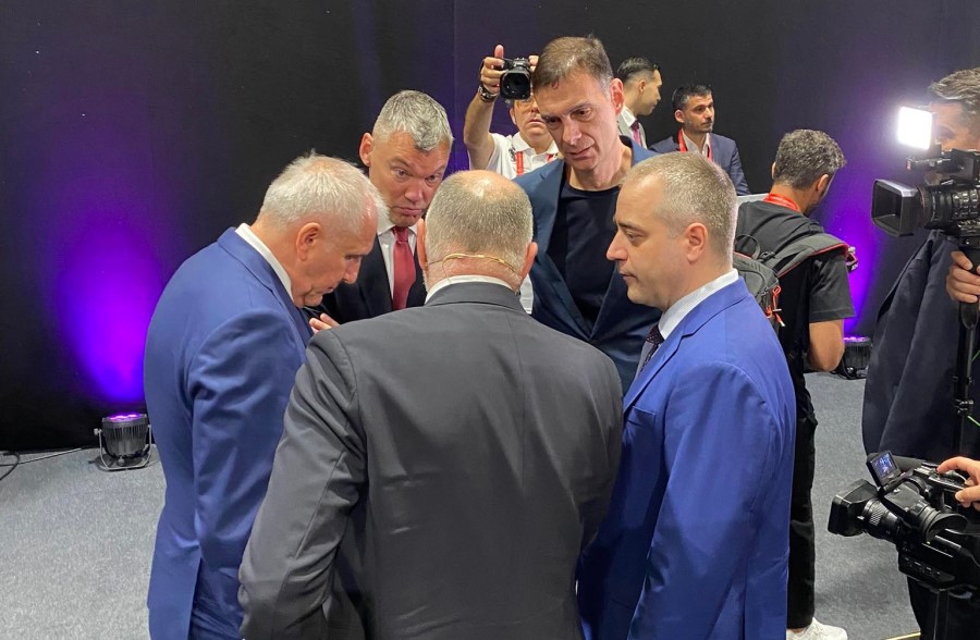 Συνάντηση κορυφής με Ζέλικο, Λάσο, Μπαρτζώκα και Σάρας (video)