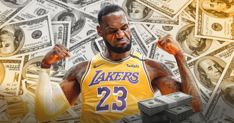 Ο δισεκατομμυριούχος (πλέον) κύριος ΛεΜπρον Τζέιμς