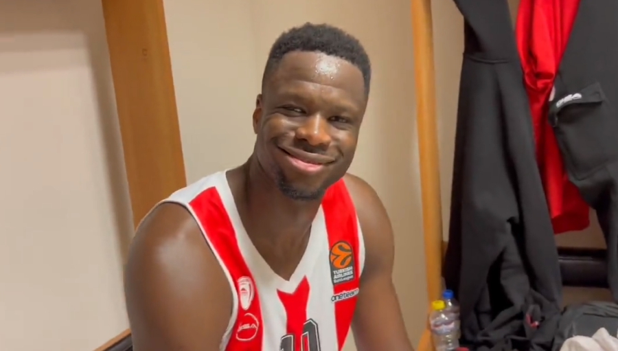 ΚΑΕ Ολυμπιακός: «Αν υπάρχει αμφισβήτηση για τον Φαλ, χαμογελάει όταν υπάρχει λόγος» (video)