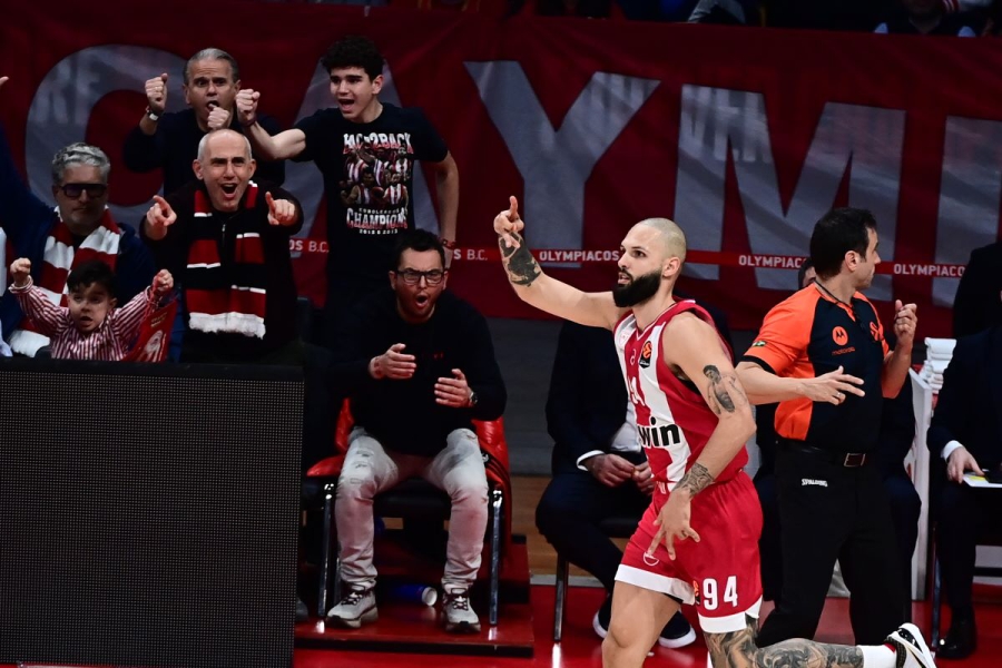 «Γάλλε είσαι τρέλα!»: One Fournier Show - Επιβλητικός Ολυμπιακός, ισοπέδωσε την Φενέρμπαχτσε!