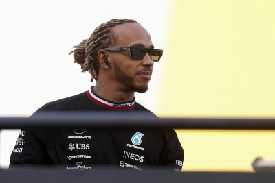 Χάμιλτον για Mercedes: «Να γίνουν βελτιώσεις τώρα, όχι σε τρεις αγώνες»