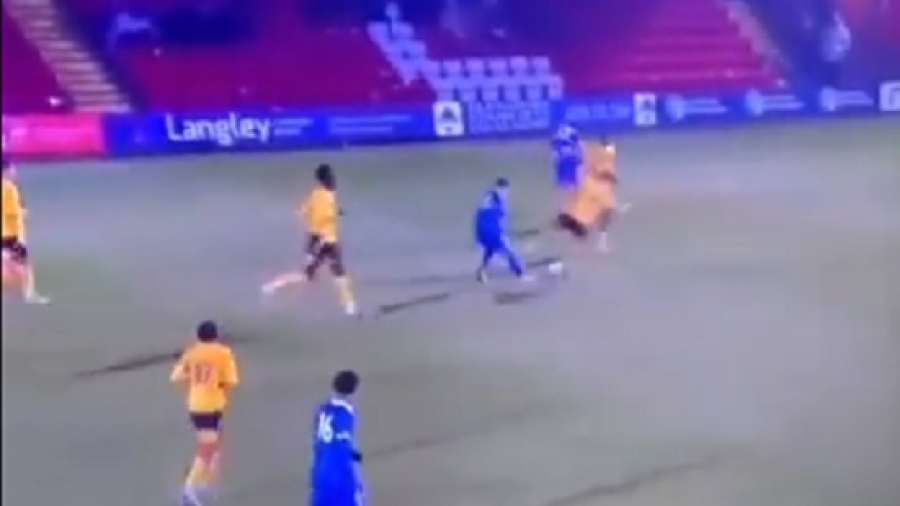 Αδιανόητα ψυχρό χτύπημα και ρήξη χιαστού για παίκτη των νέων της Λέστερ! (vid)