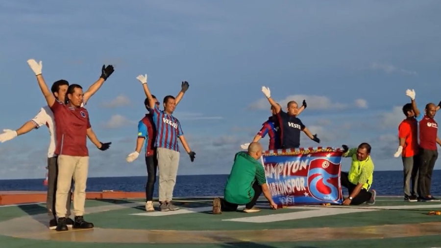 Βίντεο - Έπος Τραμπζονσπόρ με… Παπαρίζου και Number One! (video)