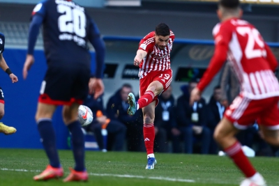 Κηφισιά – Ολυμπιακός 0-1: Ο «κεραυνός» του Μασούρα με το αριστερό δίνει το προβάδισμα στους Πειραιώτες (video)