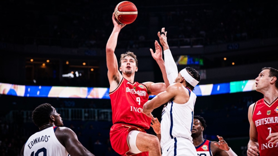 Μία Γερμανία «όνειρο», βγαλμένη από NBA, πέταξε έξω τις ΗΠΑ (113-111) και πάει για την κούπα! (video)