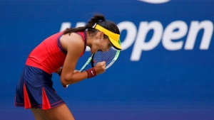 Έμα Ραντουκάνου: Η 18χρόνη σταρ του τένις έχει ως τελευταίο εμπόδιο για τη δόξα… τη Σάκκαρη!