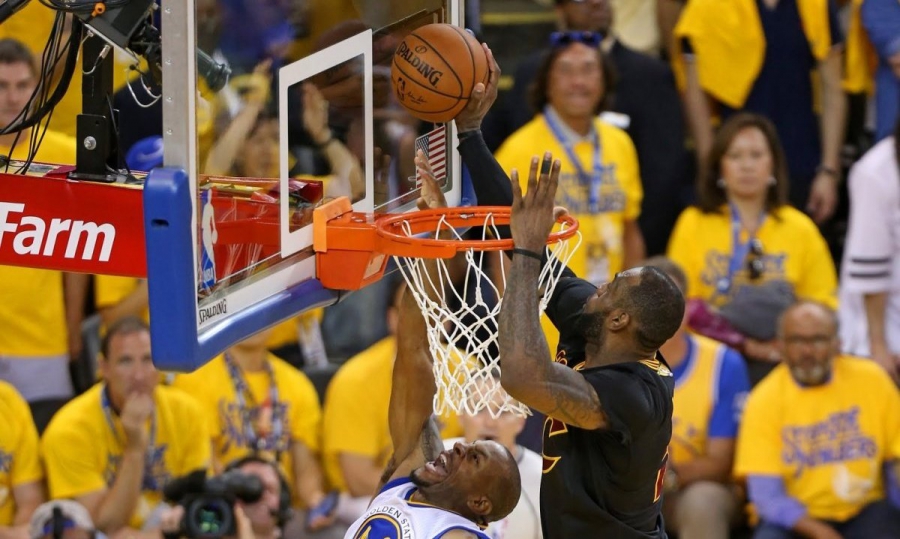 Το «the block» του βασιλιά ΛεΜπρον που άλλαξε τη ροή της ιστορίας του Κλίβελαντ (video)