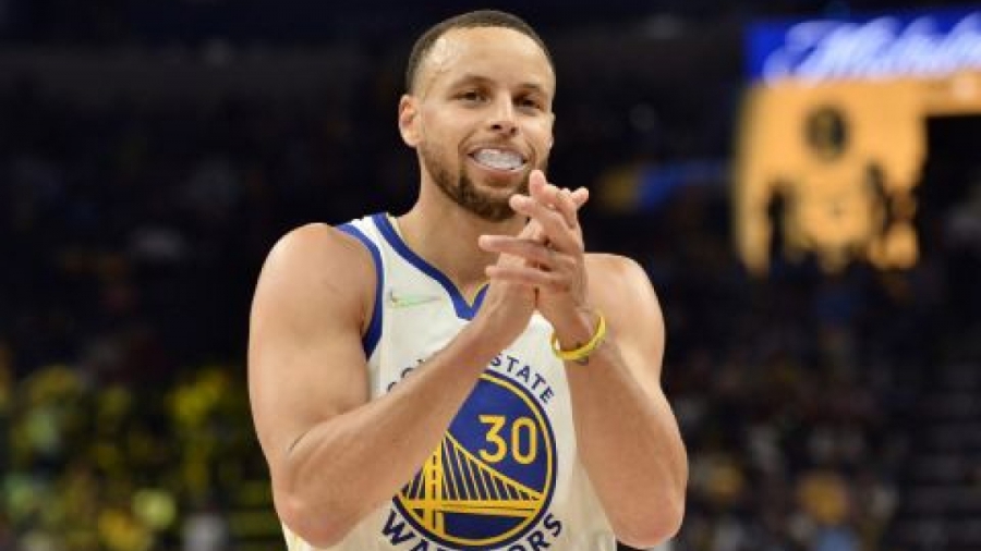 Κάρι: Πρώτος παίκτης την ιστορία του NBA με 500 εύστοχα τρίποντα στα playoffs (video)