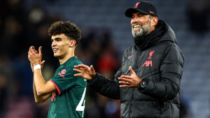 Το αληθινό βάρος της φανέλας και πώς ένα 18χρονο παιδί «αδειάζει» τις δικαιολογίες των ελληνικών ομάδων!