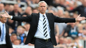 Άλαν Πάρντιου: Αναδείχθηκε στη Νιούκαστλ, «χάθηκε» για λίγο και ψάχνει τον… πρώτο τίτλο της καριέρας του στον Άρη! (video)