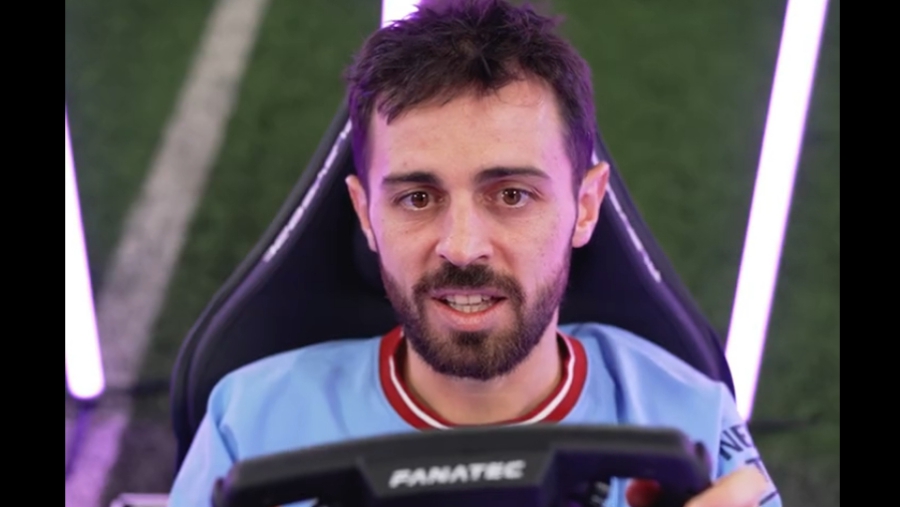 Άθλιος οδηγός ο Μπερνάρντο Σίλβα, δεν μπορούσε να... στρίψει σε βιντεοπαιχνίδι (video)