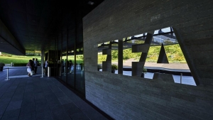 FIFA: Δεν προτείνει αλλαγές στους κανονισμούς του ποδοσφαίρου, προτείνει άλλο άθλημα!
