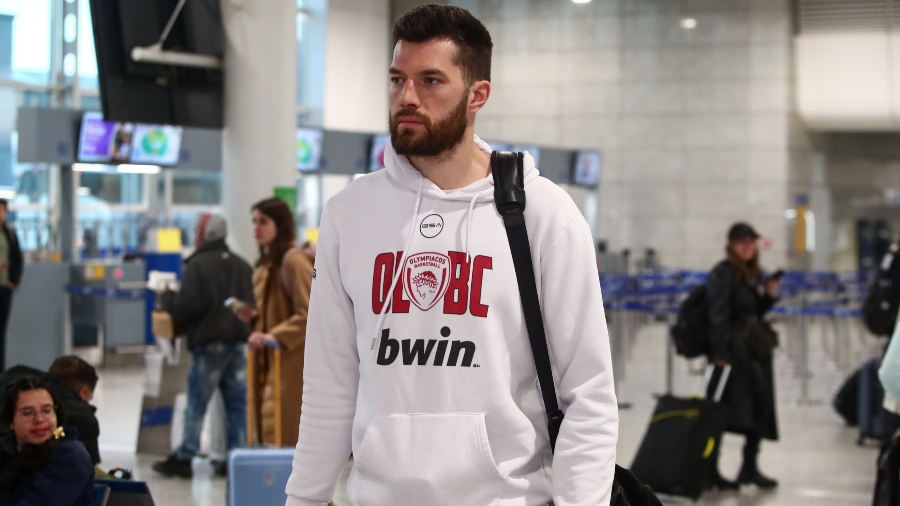 Πίτερς: «Πρέπει να βγούμε μπροστά και να παίξουμε το δικό μας μπάσκετ»