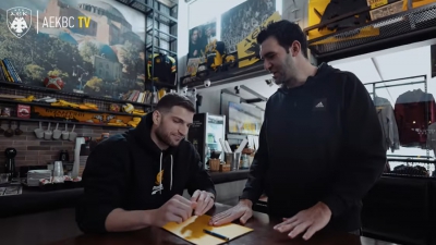 ΑΕΚ: Ανανέωσε μέχρι το 2024 ο Πετρόπουλος με βίντεο-έπος! (video)