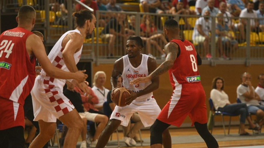 Κροατία - Ουγγαρία 84-64: Άνετη νίκη με ηγέτη τον νατουραλιζέ Τζαλίν Σμιθ