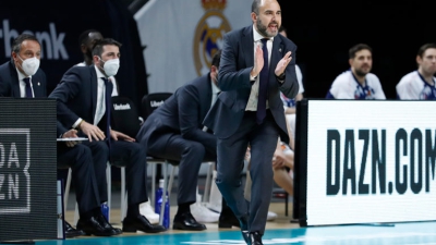 Τσους Ματέο: «Ο Ολυμπιακός παίζει με καρδιά, είναι μια δυσκολοκατάβλητη και συμπαγής ομάδα»